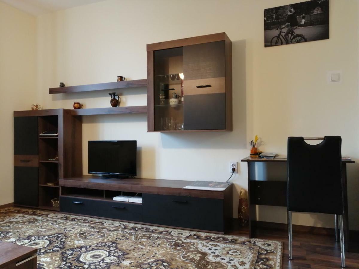 Central Academic Apartment Szófia Kültér fotó